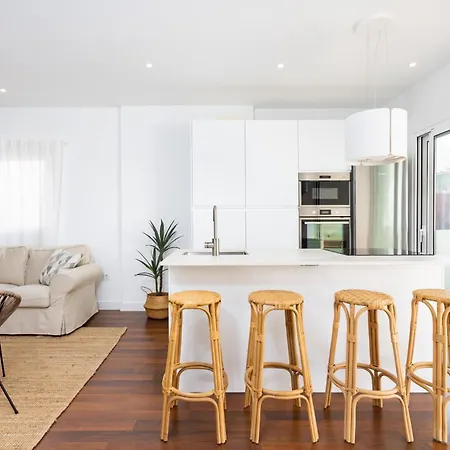 Home2book Stylish With Terrace In Cruz Apartment *