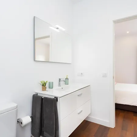 Home2book Stylish With Terrace In Cruz Apartment